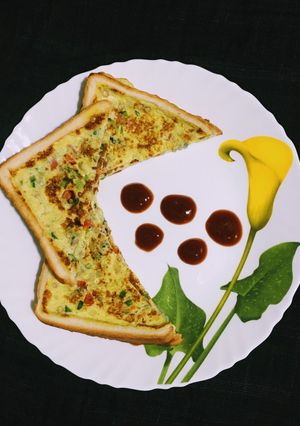 A picture of No Bread Veggie Egg Toast.