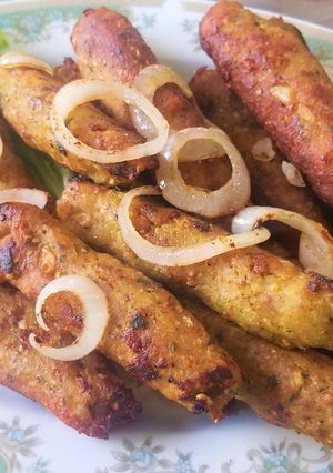 A picture of Chicken Seekh kabab.