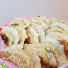 รูปของ Gyoza Ayam & Udang