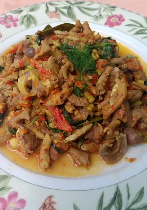 Foto resep Usus & Ati Ampela Woku Kemangi