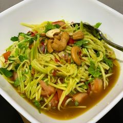 A picture of Spicy Thai Mango Salad.
