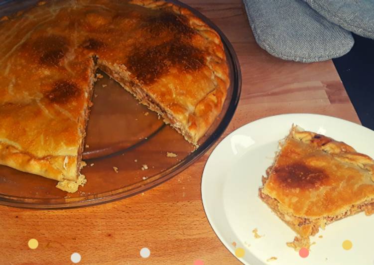 Masa para empanada con relleno de pollo y champiñones a la carbonara