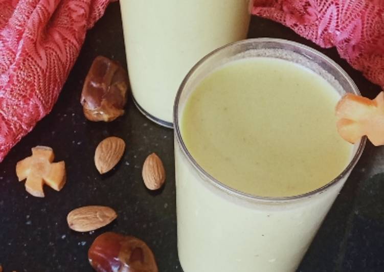 Steps to Make Award-winning Royal carrot smoothie