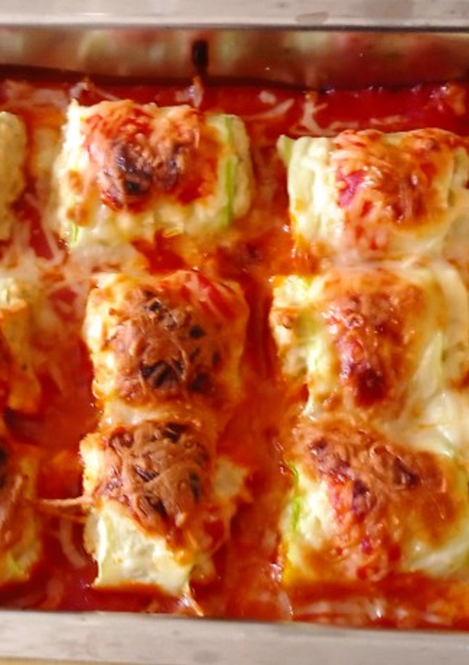 Una foto de Canelones de calabacín y pollo