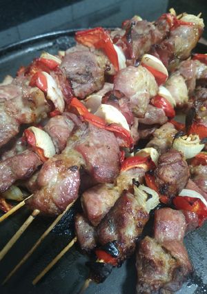 Una foto de BROCHETTES DE BONDIOLA Y VERDURITAS ❤️