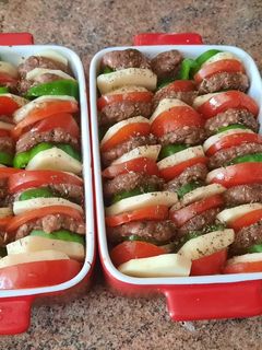 Una foto de Receta de carne con verduras fácil y rica 😋