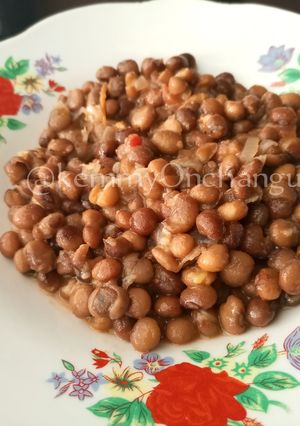 A picture of Pegion Peas.