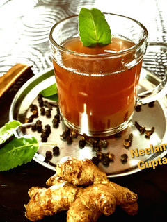 इम्यूनिटी बूस्टर काढ़ा (Immunity Booster Kadha recipe in hindi)) रेसिपी मुख्य फोटो