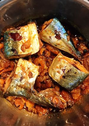 Hình của món Kho cá bằng kho quẹt.
