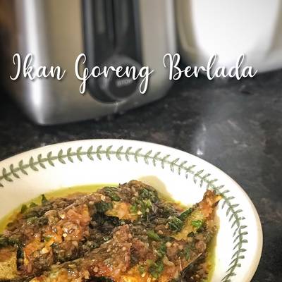 Resipi Ikan Goreng Berlada Oleh Juanita Cookpad