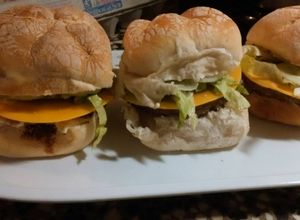 Una foto de Hamburguesas tipo big mac (salsa secreta)