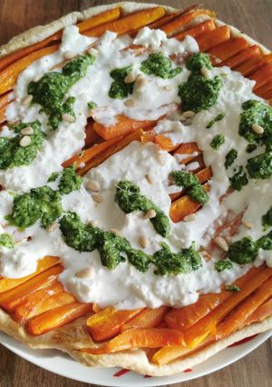 Une photo de Tatin de carottes pesto et burrata