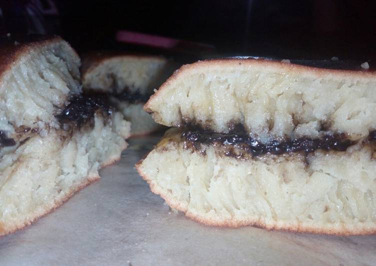 Martabak manis rasa coklat