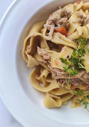 Zdjęcie przepisu Makaron tagliatelle z królikiem.