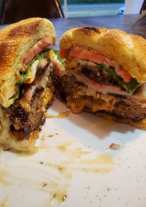 A picture of Brad's juicy Lucy ranch burger.