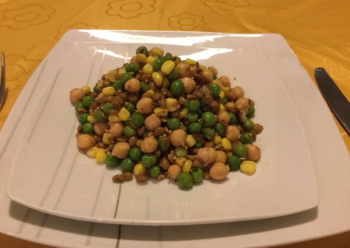 Ensalada de legumbres especiada