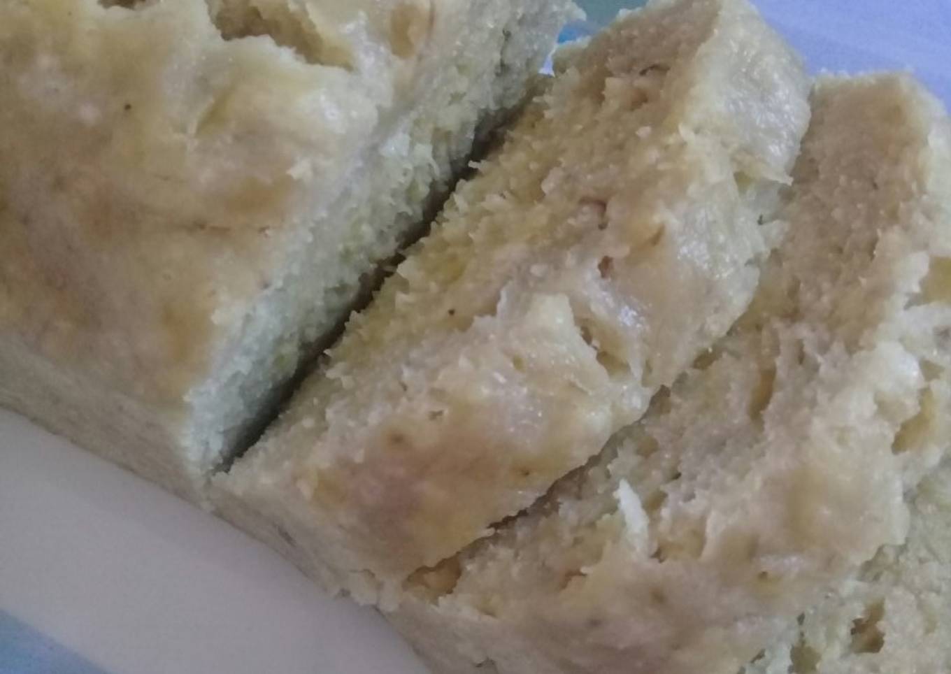 Kue pisang kukus