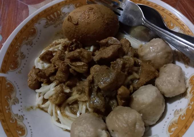 Mie ayam rumahan