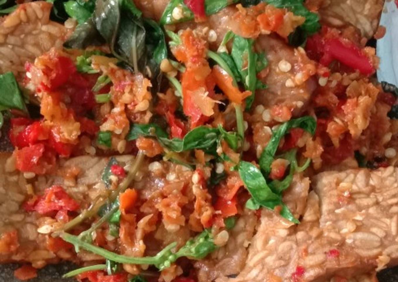 Tempe goreng sambal kemangi