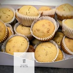 A picture of Oil base cup cake.