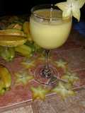 JUGO DE CARAMBOLA (fruta estrella)
