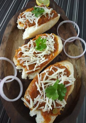 A picture of Pav bhaji bruschetta.
