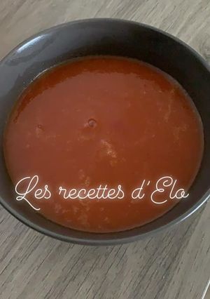 Une photo de Soupe de tomates au Cookeo