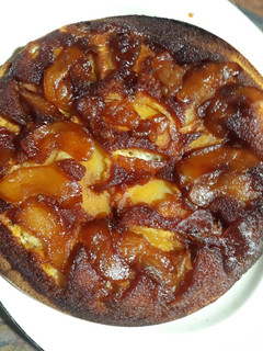Una foto de Torta invertida de manzanas