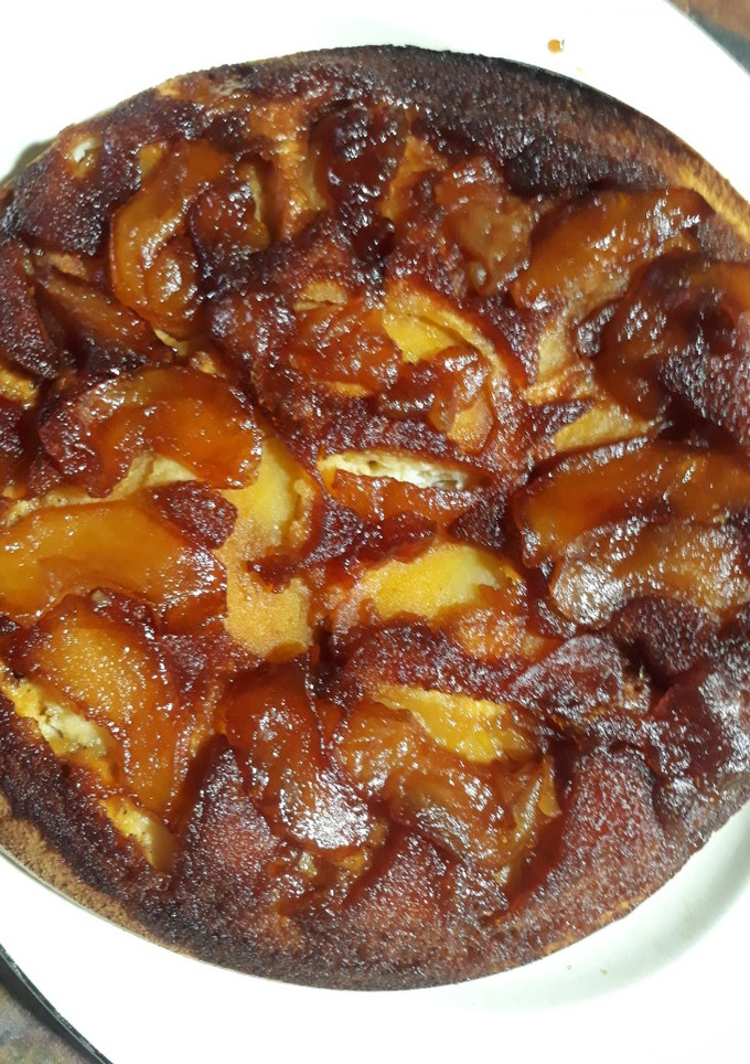 Una foto de Torta invertida de manzanas