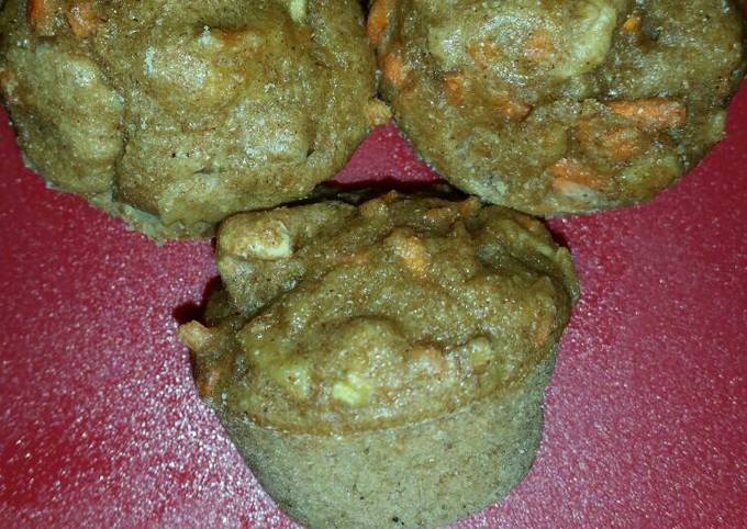 Mini Apple Carrot Muffins