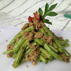 A picture of Green Beans Stir Fry with Ground Beef.