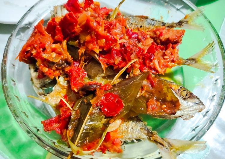 Resep Ikan Selar Balado Oleh Richa Noprianty Cookpad