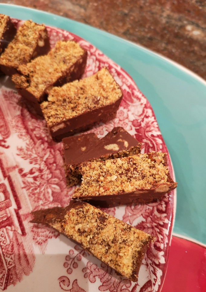 Una foto de Turrón de chocolate con Kikos sin gluten
