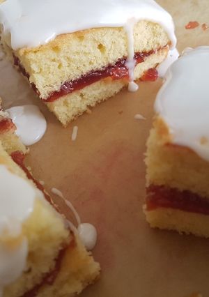 A picture of Cake bites.