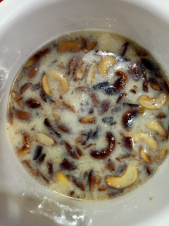 साबुदाण्याची खीर (Sabudana kheer recipe in marathi) रेसिपी चे मुख्य फोटो