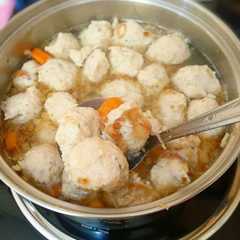 Kuah Baso Ayam (lembut dan anak anak suka 😍) রেসিপির প্রধান ছবি