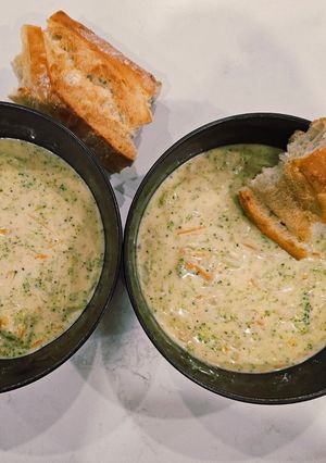 A picture of Panera-Style Broccoli Cheese Soup.