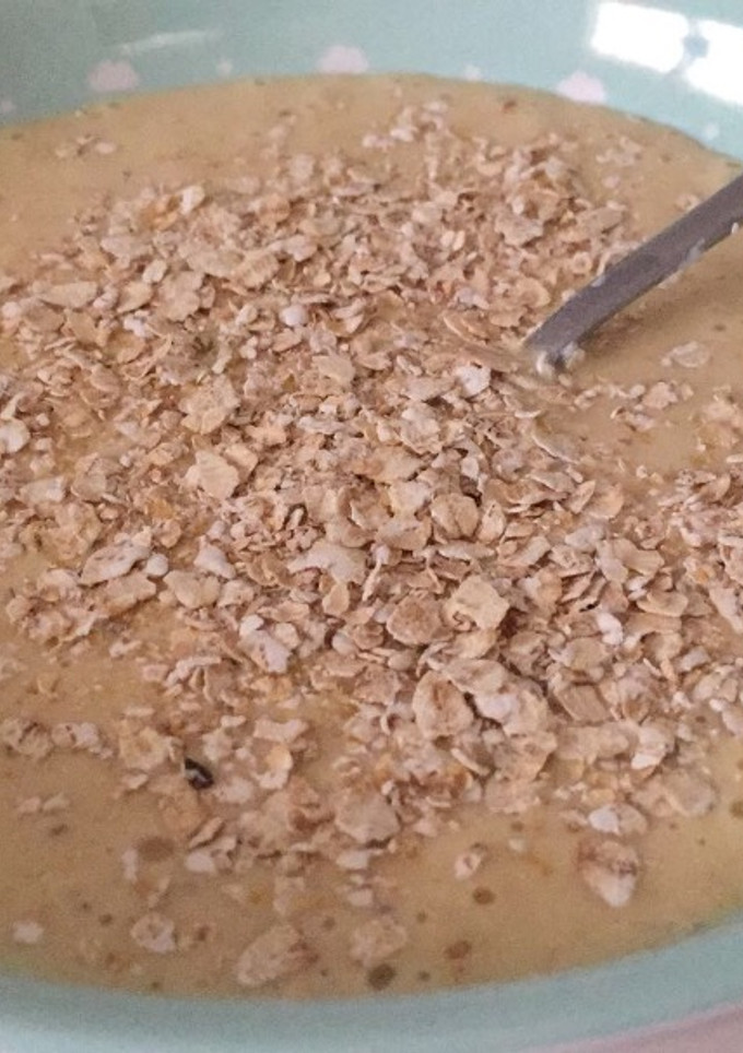 Una foto de Papilla de fruta y avena