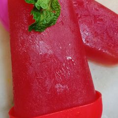 A picture of Popsicle.