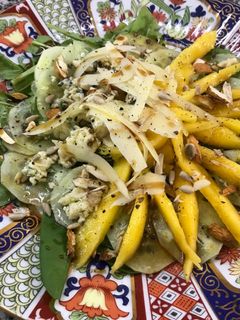 Una foto de Ensalada fresca agridulce
