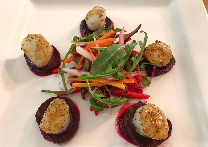 Recipe of Super Quick Homemade Seared Scallops with Beet Vinaigrette