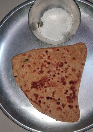 A picture of Triangle chilli flakes parantha.