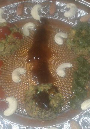 पालक ढोकला (Palak dhokla recipe in hindi) रेसिपी मुख्य फोटो