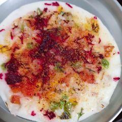 A picture of Mix veggies uttapam.