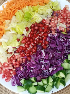 عکسی از دستور سالاد انار به روایتی دیگر