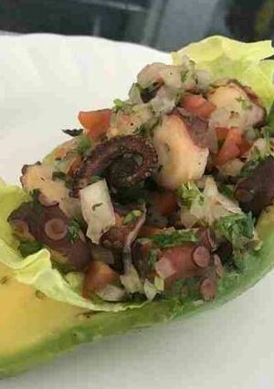 Una foto de Canoa de pulpo -Ensalada