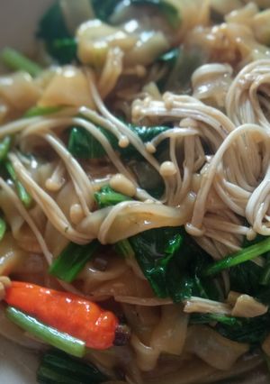 Foto resep Kuetiw+jamur inoki goreng