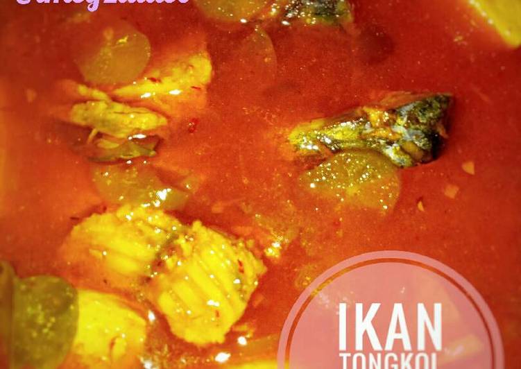 Ikan tongkol kuah asam pedas