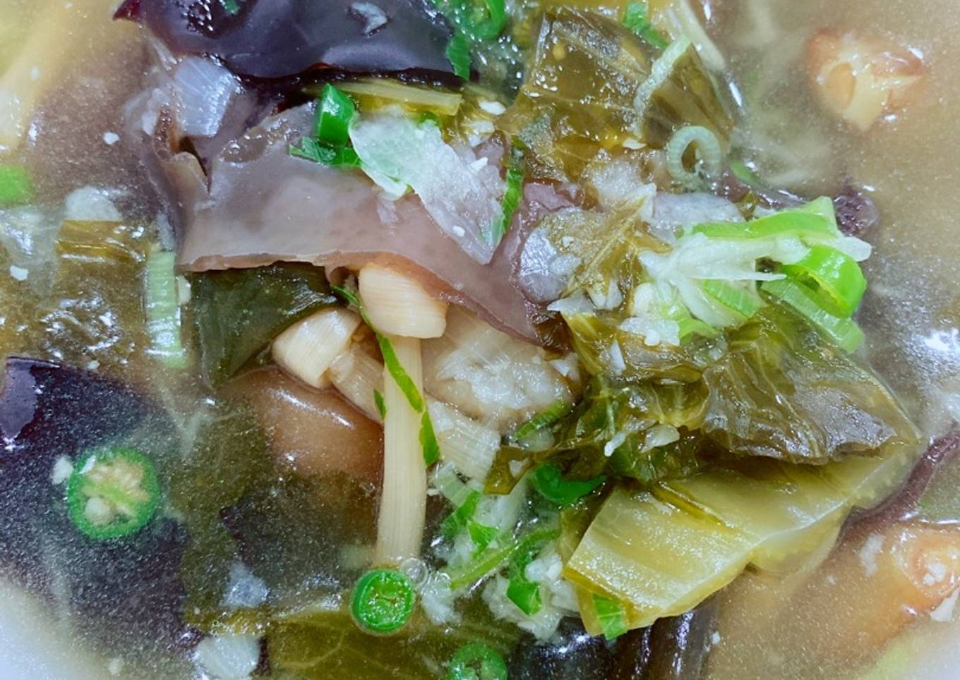 Sup sayur asin jamur kuping kincam, baso lotus Vegan