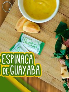 Una foto de Ensalada de Espinaca con Aderezo de Guayaba SVETIA®
